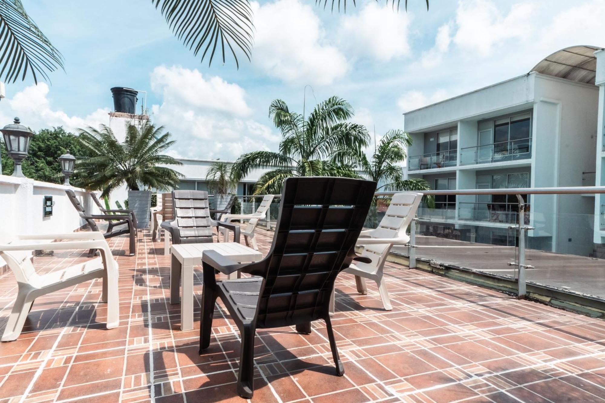 Hotel El Aeropuerto San José del Guaviare 외부 사진
